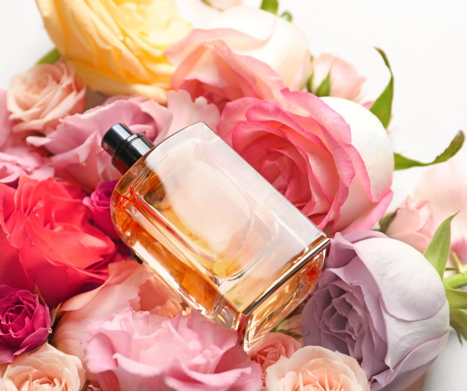 nước hoa mùi hoa hồng